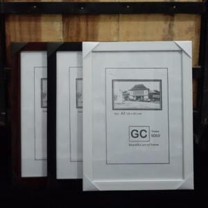 Frame Foto Kayu Uk. 12R